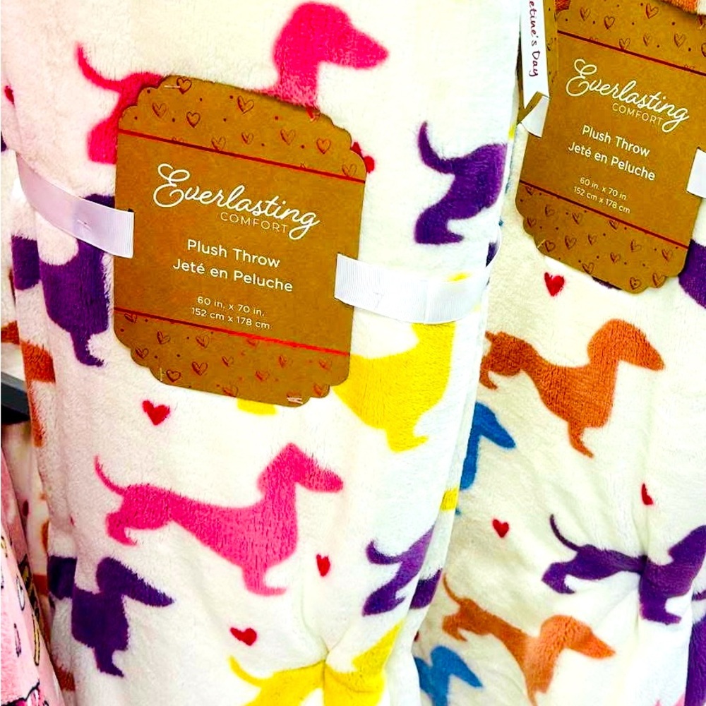 Oversized Colorful Hearts Dachshund very very soft plush throw
